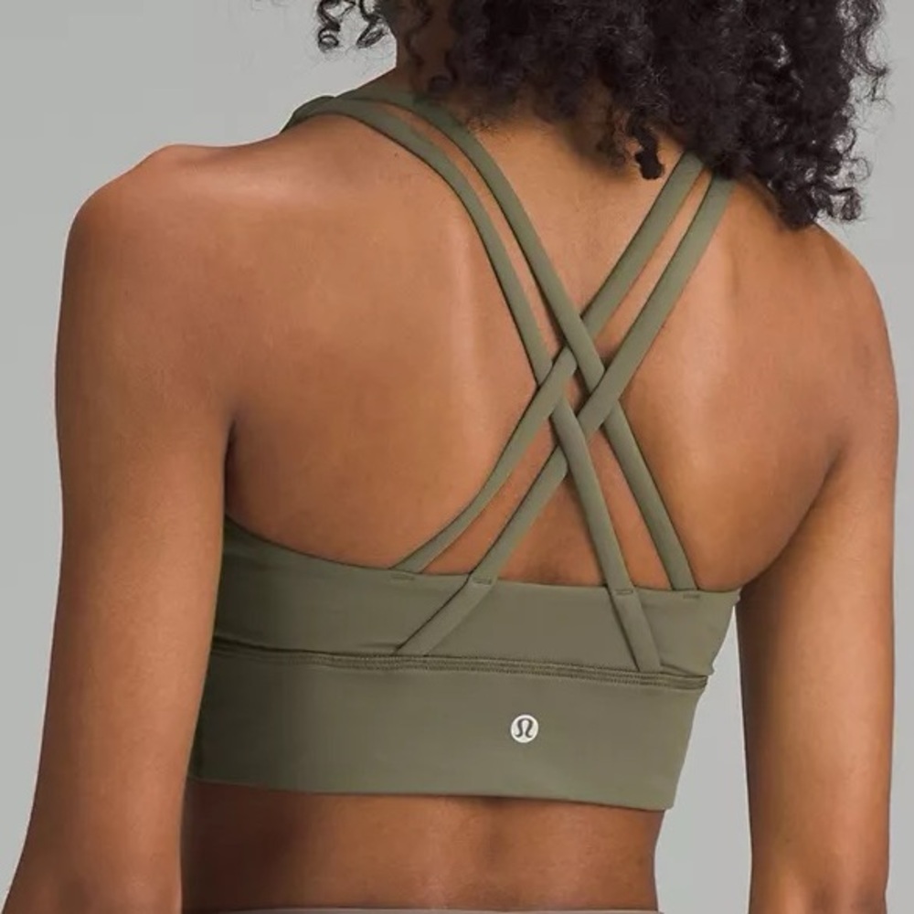 Lululemon - Light Green Sports Bra